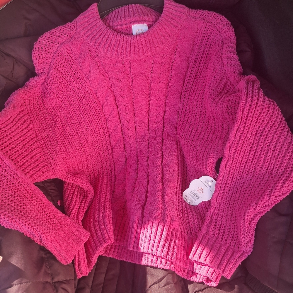 NWT Super Cozy Girls Sweater